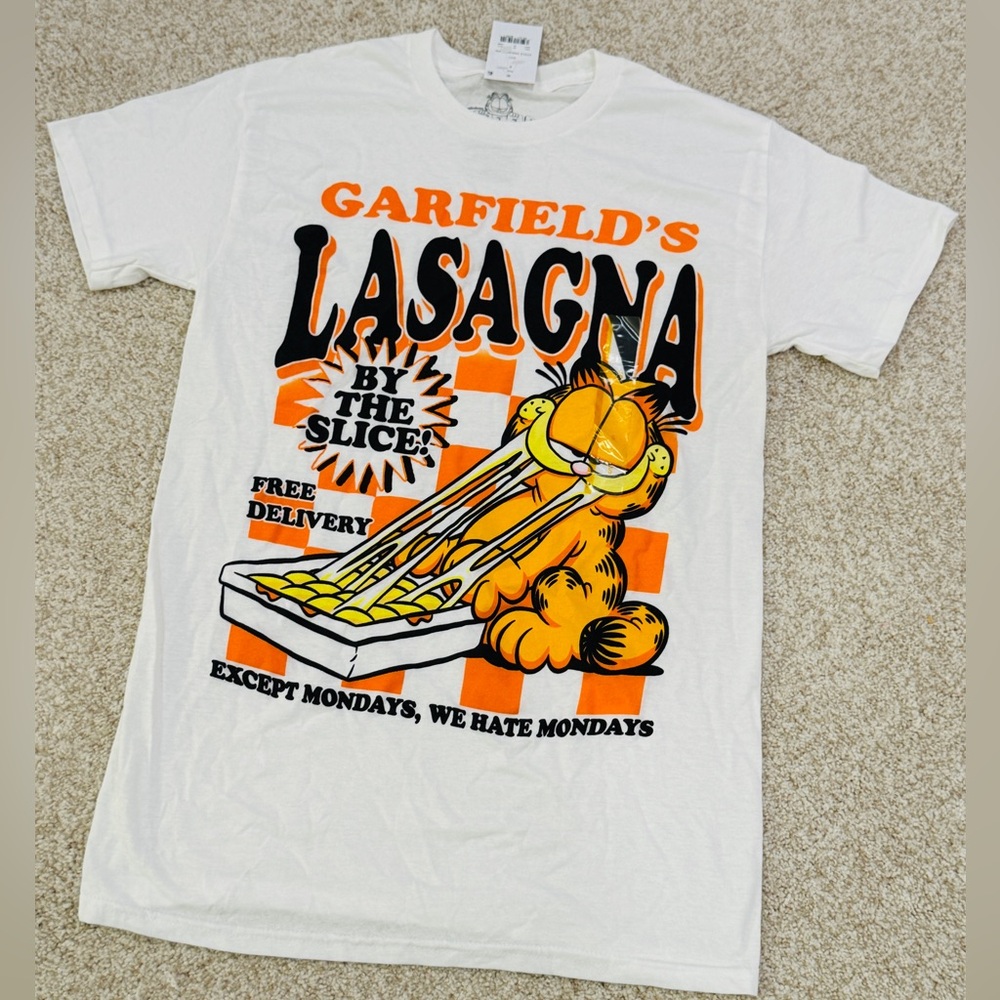 NWT Garfield Lasagna Graphic Tee Adult Small